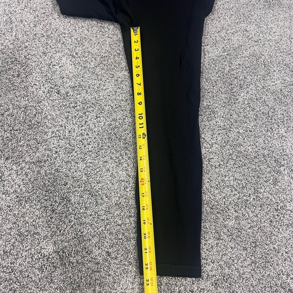 NWT! Athleta Black Salutation Bodysuit Stash Pockets Built In Padded Bra Size L - Picture 6 of 11